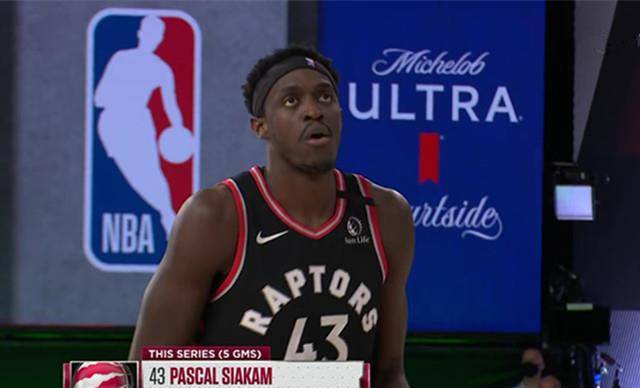  塔图姆35分绿军横扫猛龙  